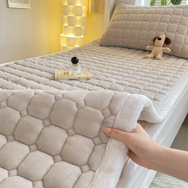 2025新款A类牛奶绒加厚夹棉床垫床褥-上下铺学生宿舍单人床垫