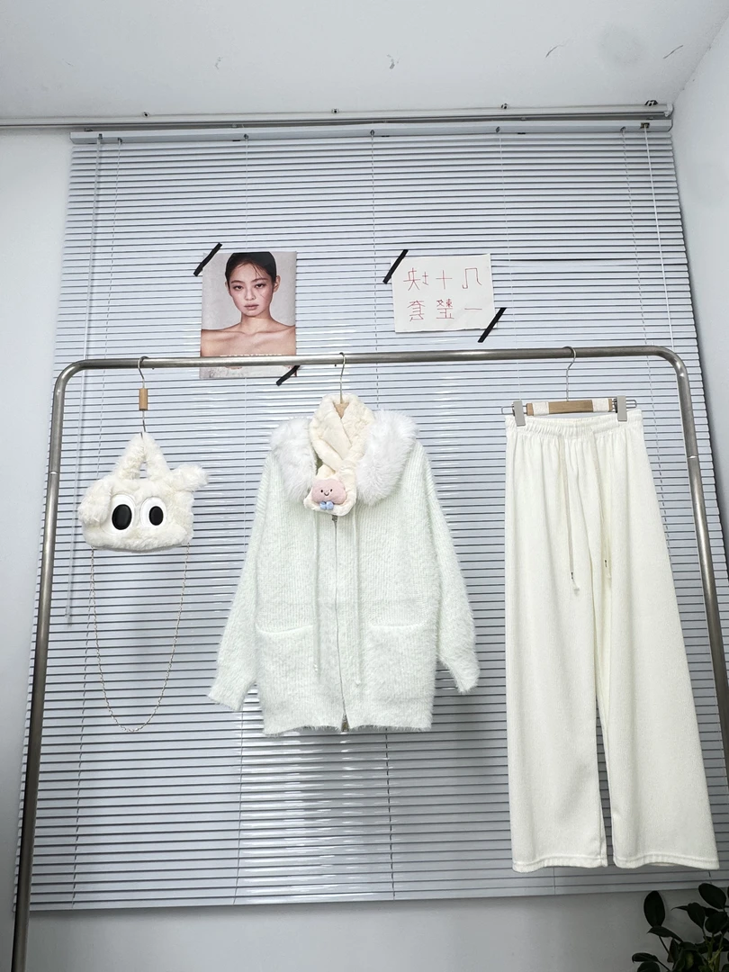 【135】【4件套】上衣+围巾+包包-可搭配：短裙-长裙-长裤