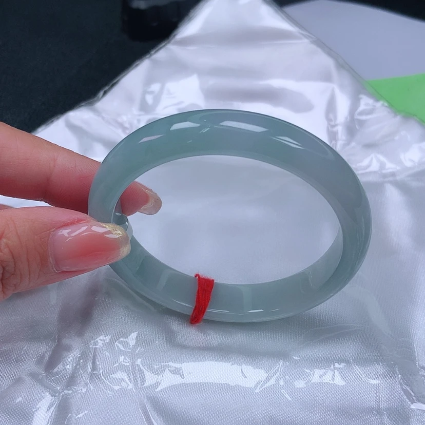 【闪购商品】未镶嵌手镯翡翠5253