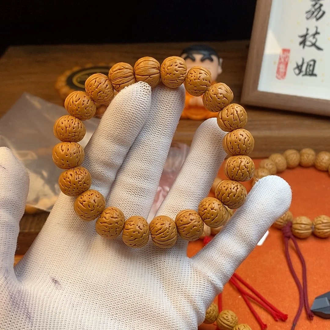 桃核手串)****?红宝石13.5  （尺寸误差0.5之间）