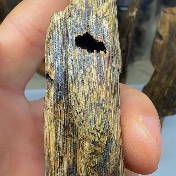 沉香沉香碎屑10 克