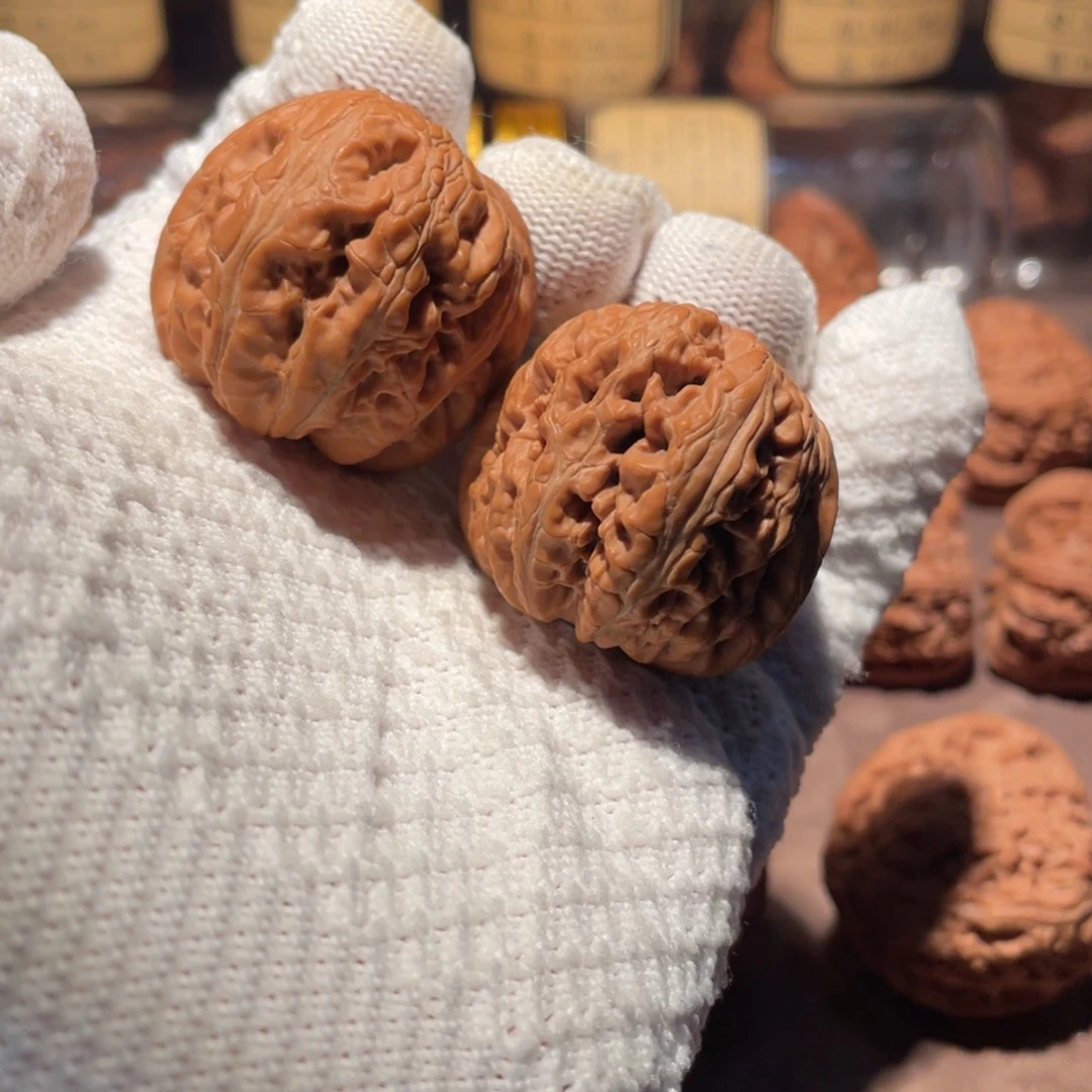 吊坠文玩核桃44元宝