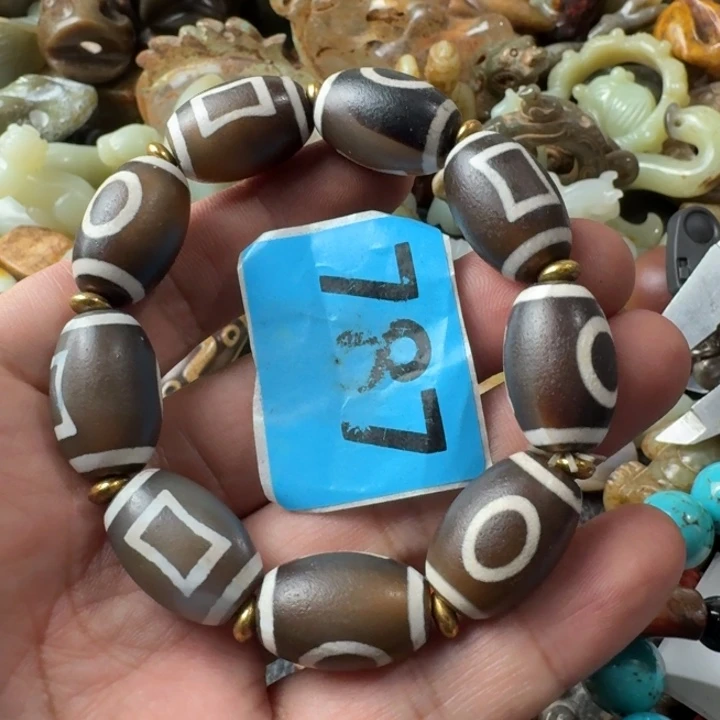 玛瑙/玉髓颈饰合金