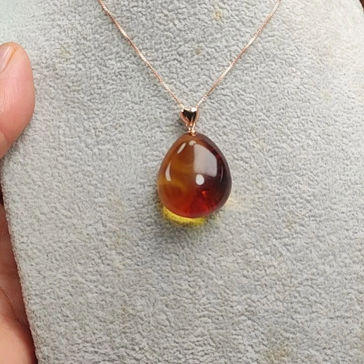 蜜蜡吊坠(赠链)银S925镀金镶嵌