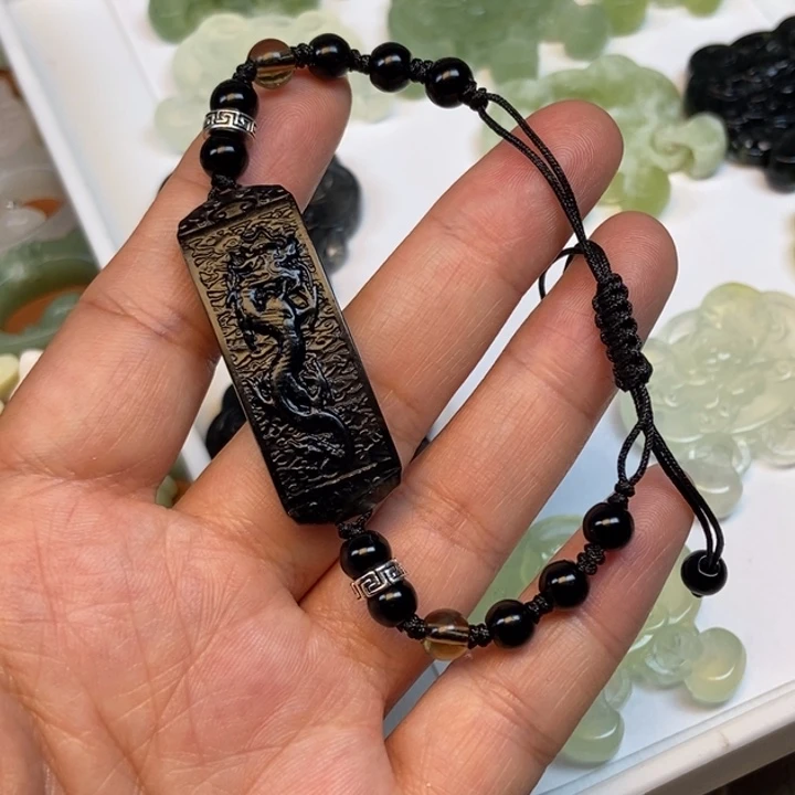 蛇纹石玉合金颈饰