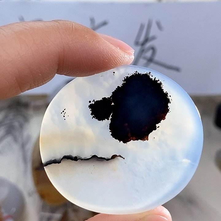 玛瑙/玉髓颈饰未镶嵌斑****爱