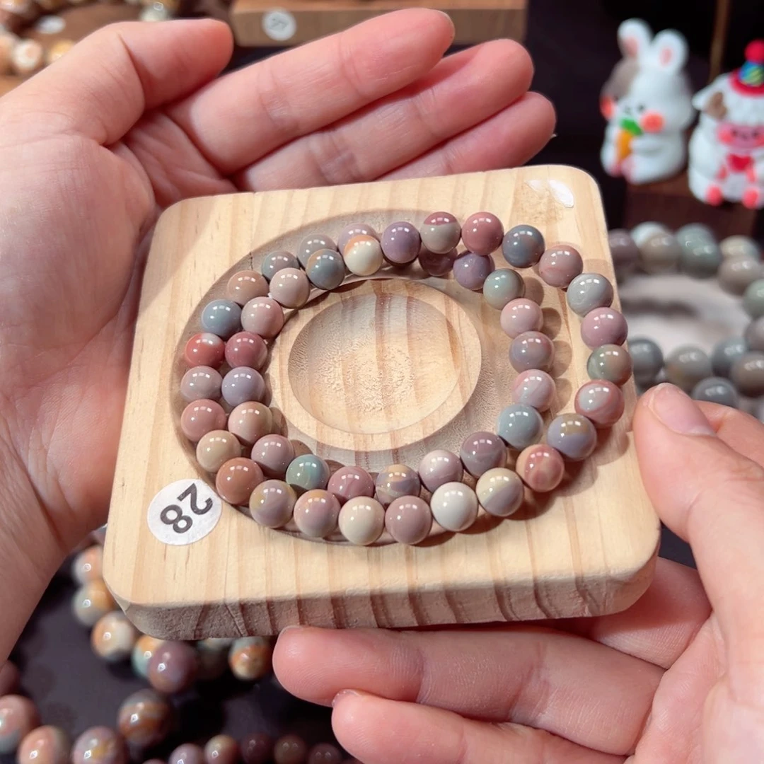 夏***乐石英质玉手链未镶嵌119