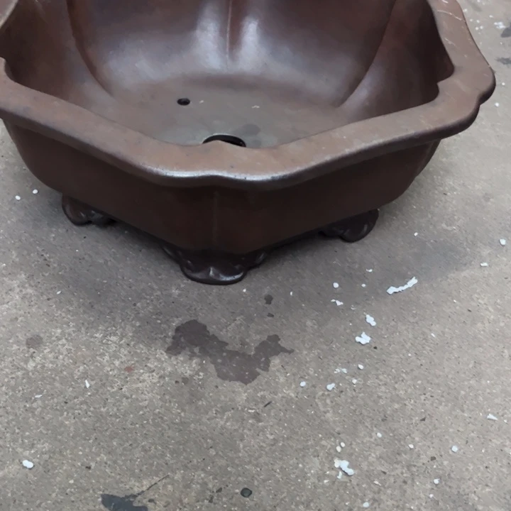 人***果紫砂花盆宜兴紫砂工艺厂。