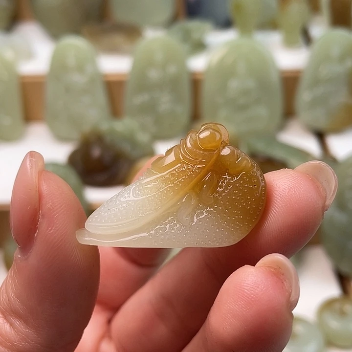 和田玉（糖玉）未镶嵌颈饰