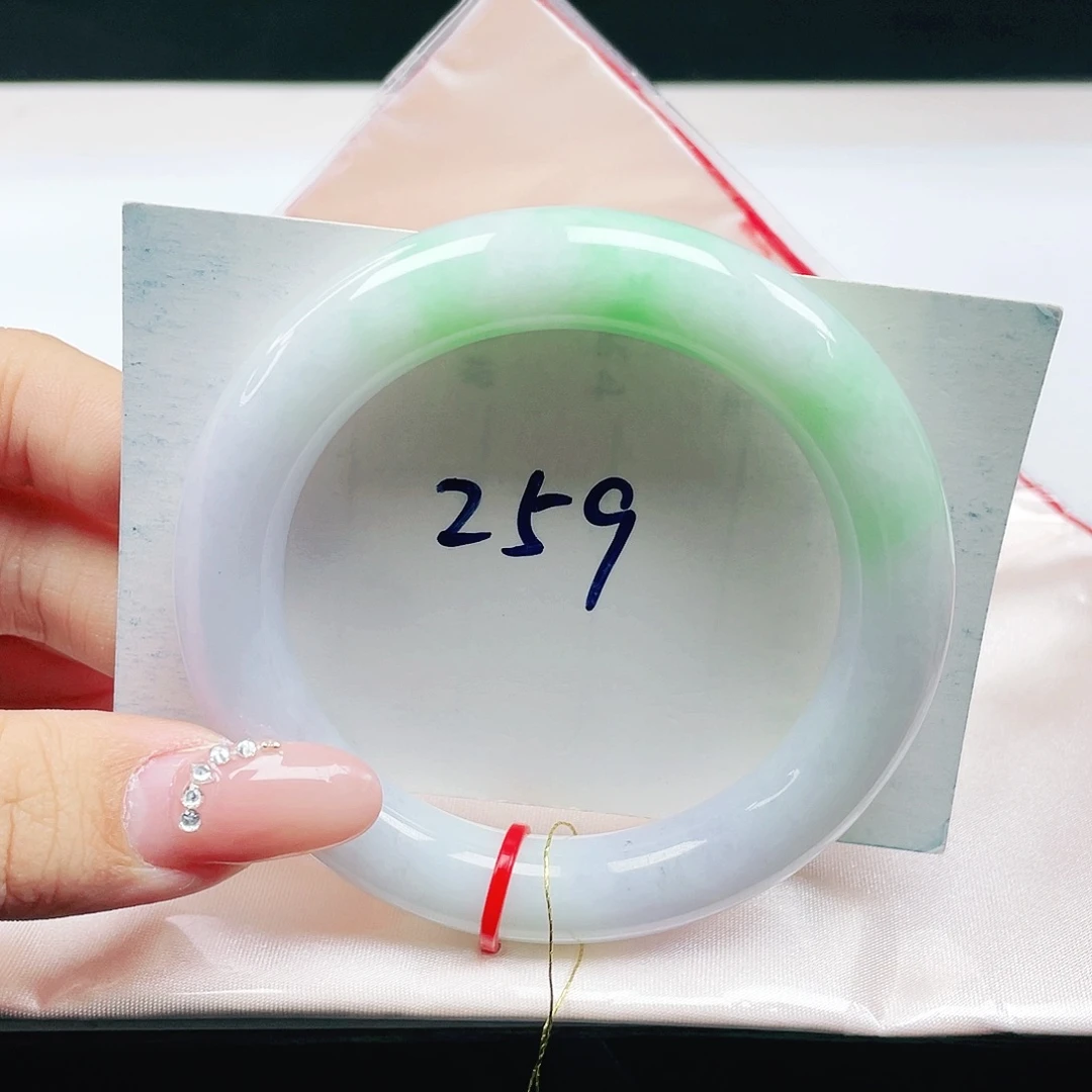 翡翠未镶嵌手镯 圆条55+