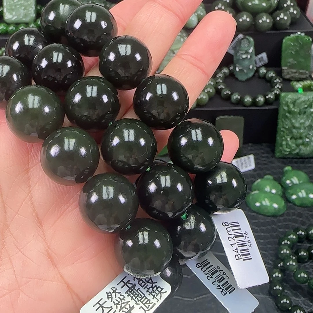 和田玉未镶嵌珠宝奇石