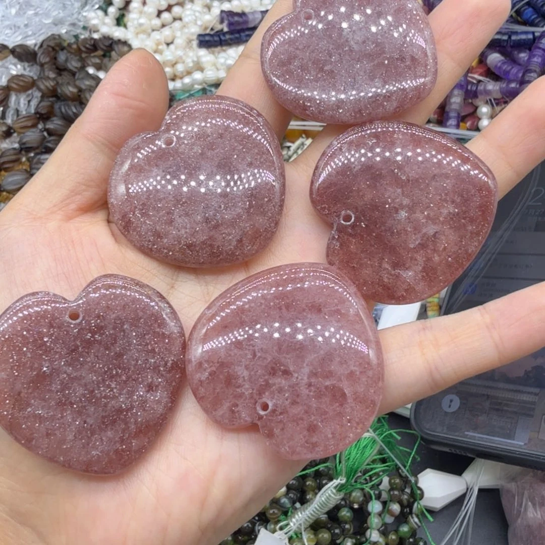 水晶珠宝半成品未镶嵌卡44草莓晶桃心一颗