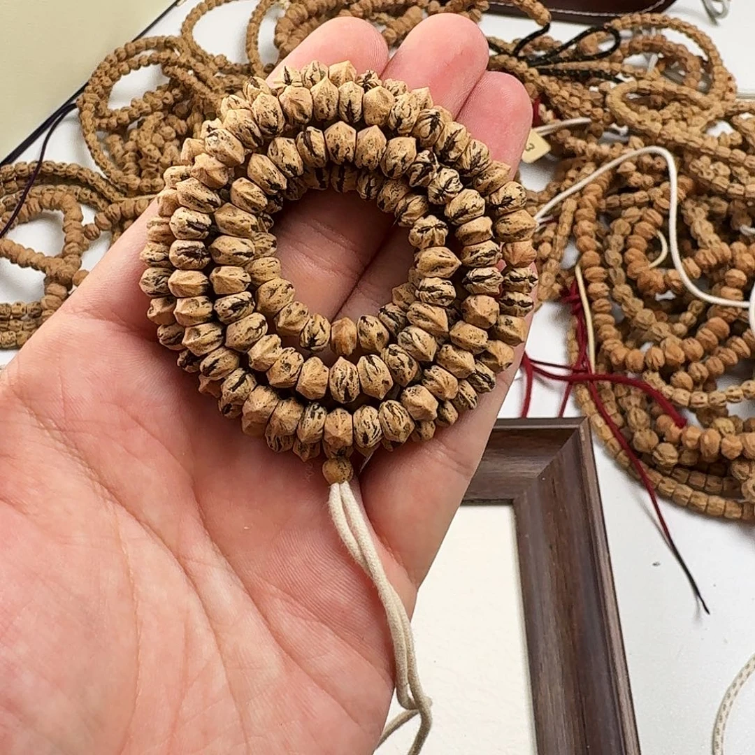 柏香籽/百香籽吊坠zh切