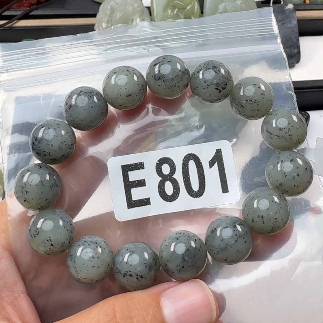 不***头和田玉未镶嵌珠宝奇石