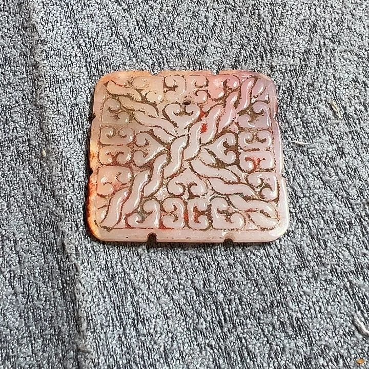 犇***犇和田玉未镶嵌颈饰