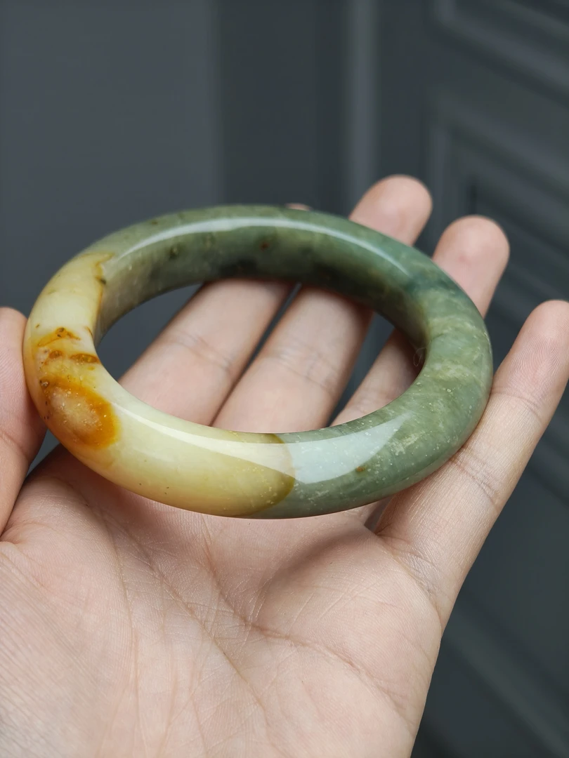 岫玉花玉三色手镯58口径