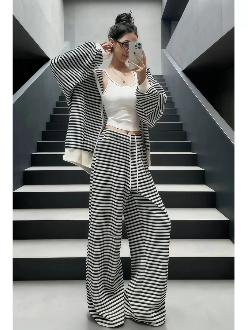 慵懒风条纹卫衣套装女秋季新款休闲宽松运动连帽外套阔腿裤两件套