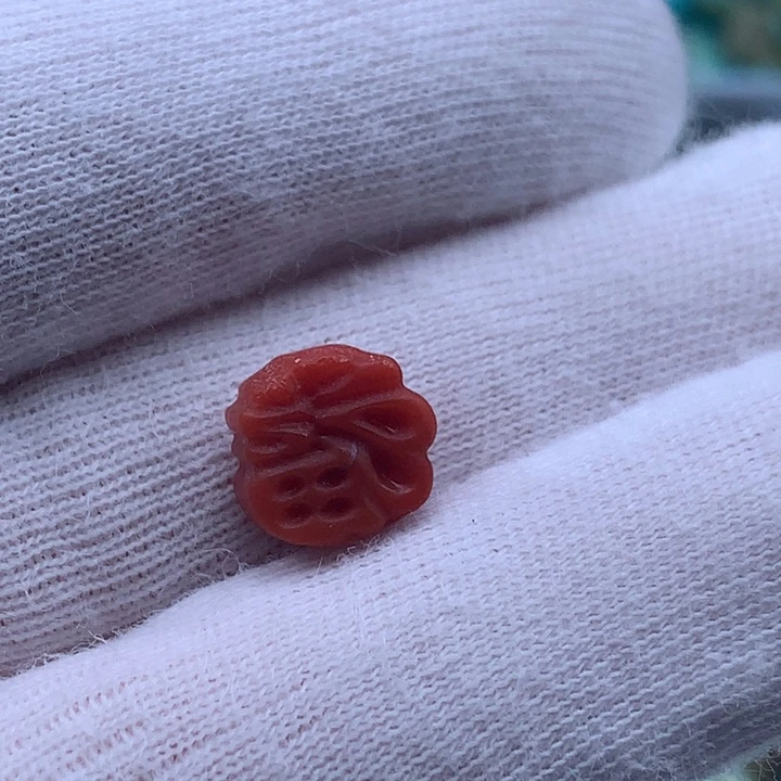 南红玛瑙未镶嵌珠宝奇石