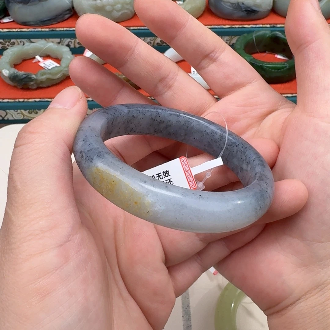 和田玉未镶嵌颈饰57