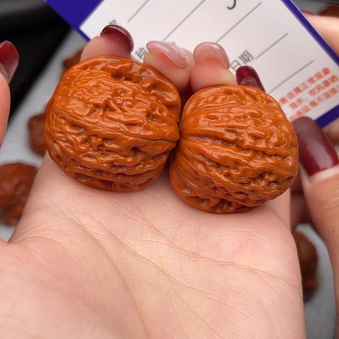 桃核把件33铁锤56