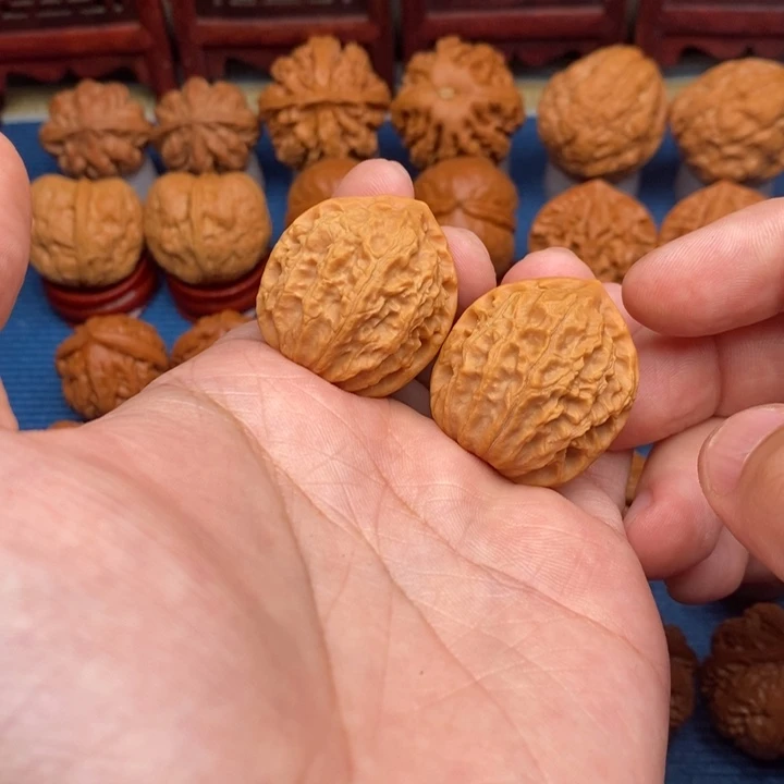 文玩核桃把件小官帽