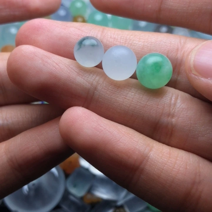 未镶嵌定制翡翠挂件