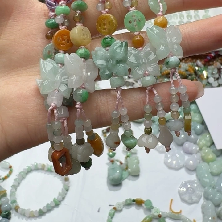 未镶嵌挂件翡翠福利1个，不包邮，拍一单邮费发货