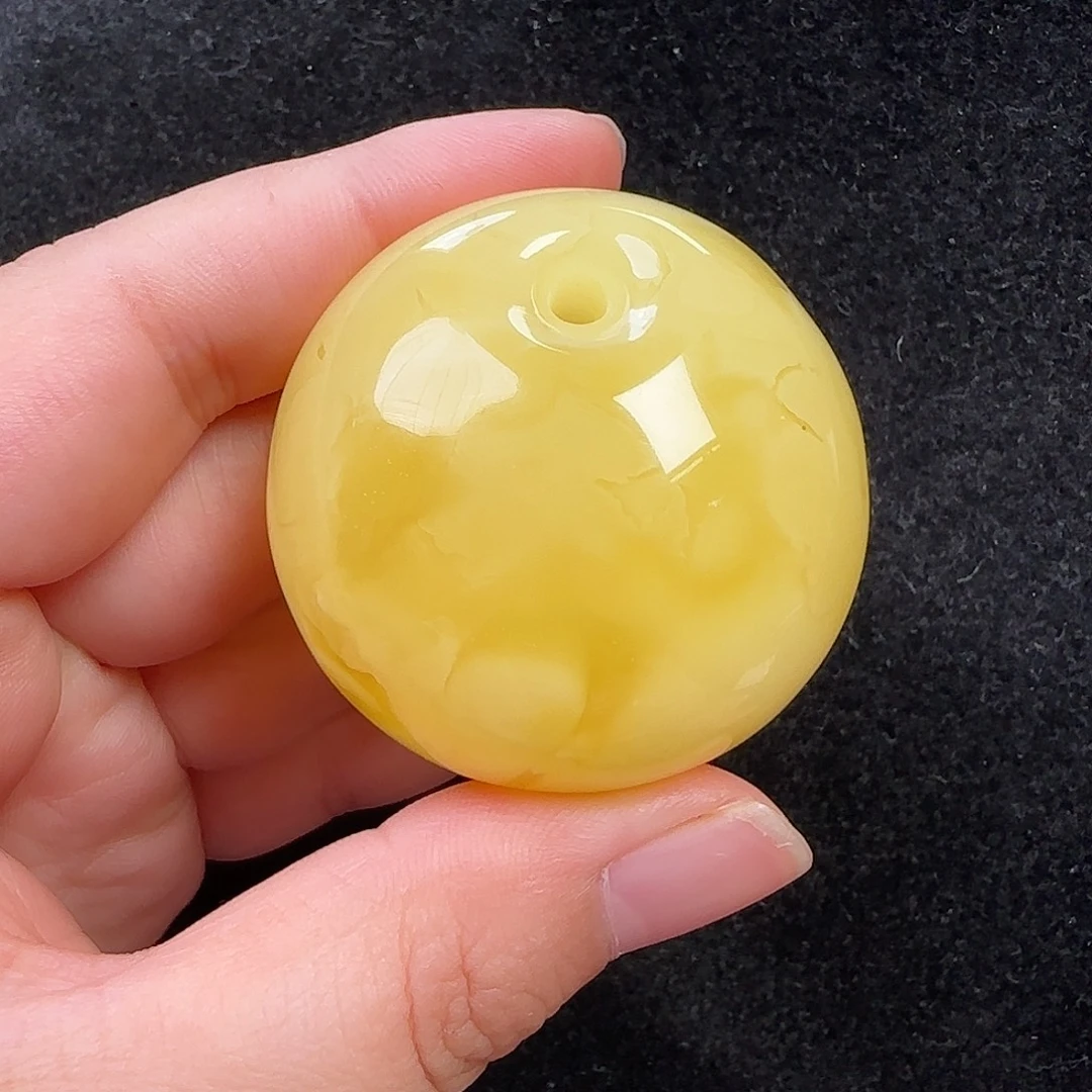 蜜蜡未镶嵌珠宝奇石