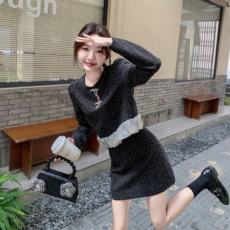 香风套装春季2025蝴蝶结挂件新款荷叶外套气质洋气显瘦短裙两件套