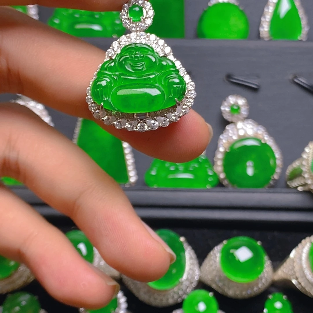 吊坠(赠链)银S925镶嵌翡翠吊坠