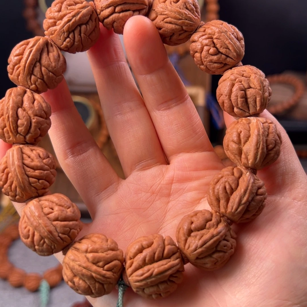 吊坠桃核21霸王龙元宝