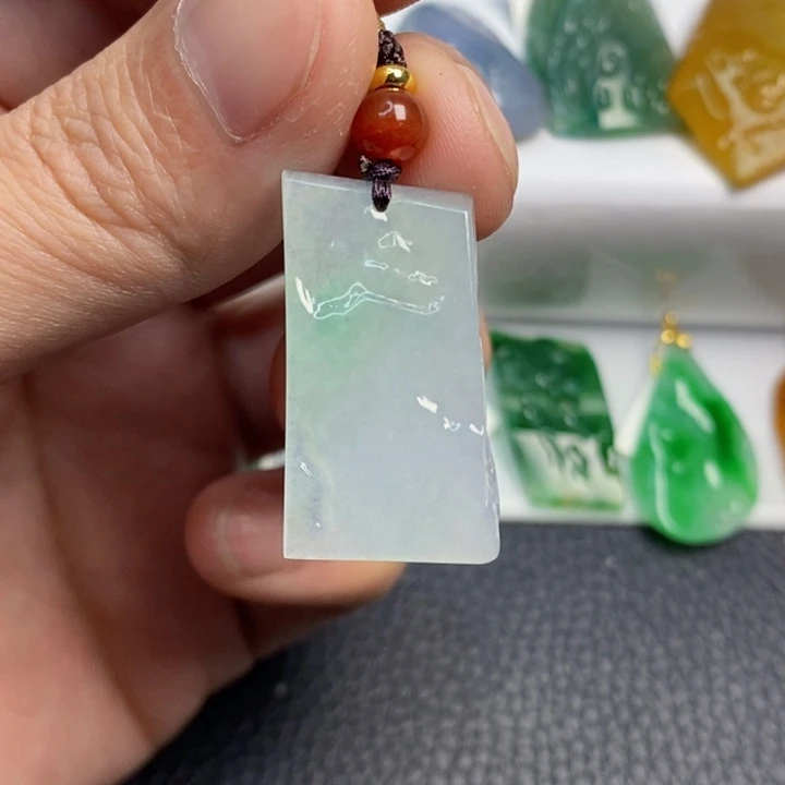 翡翠未镶嵌颈饰翡翠A货未镶嵌颈饰