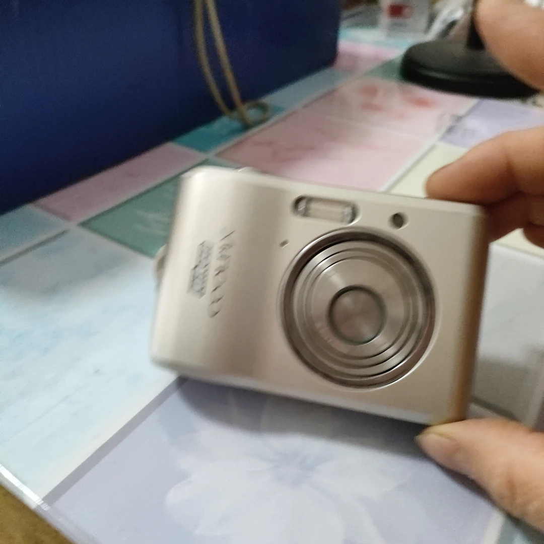 9新 Nikon/尼康 L16 5倍光变710万像素自备5号电池No退换