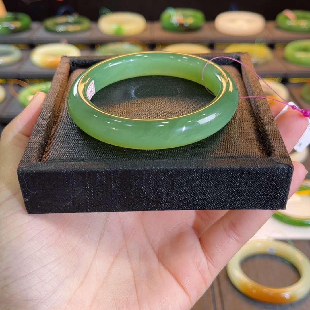 和田玉未镶嵌手镯碧玉猫眼