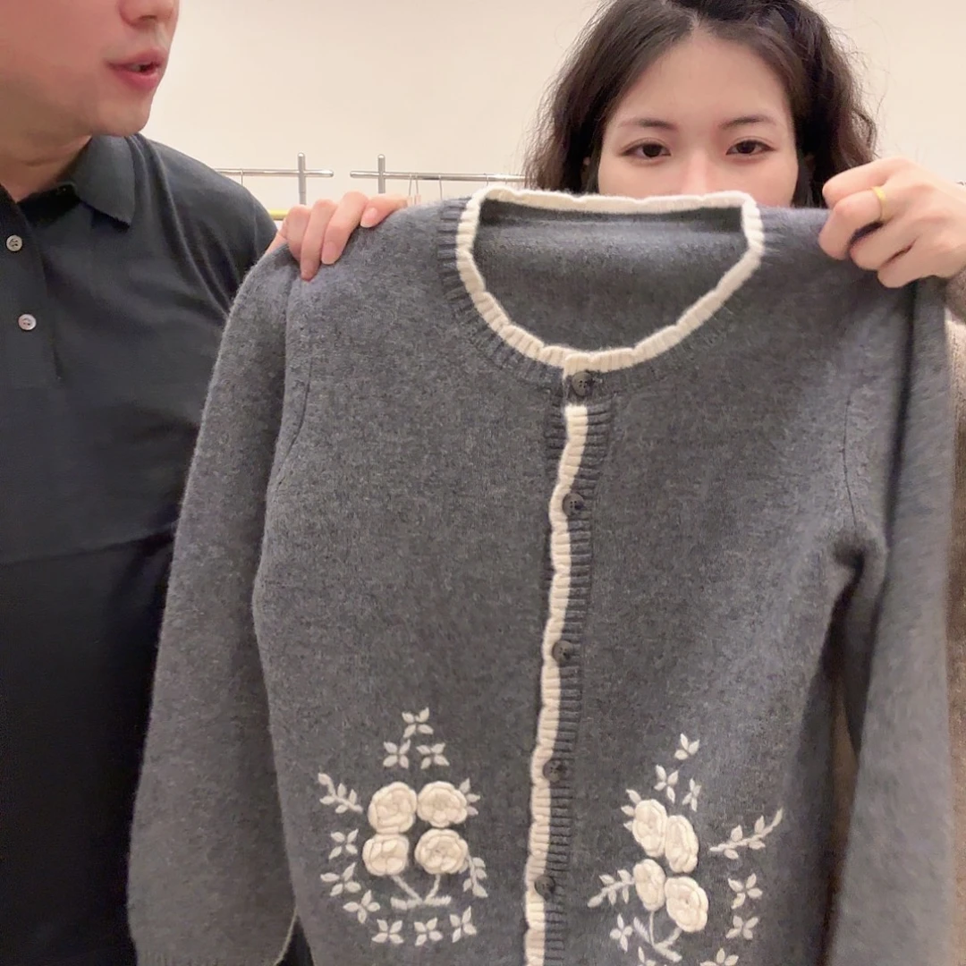 康赛妮小羊baby山羊绒