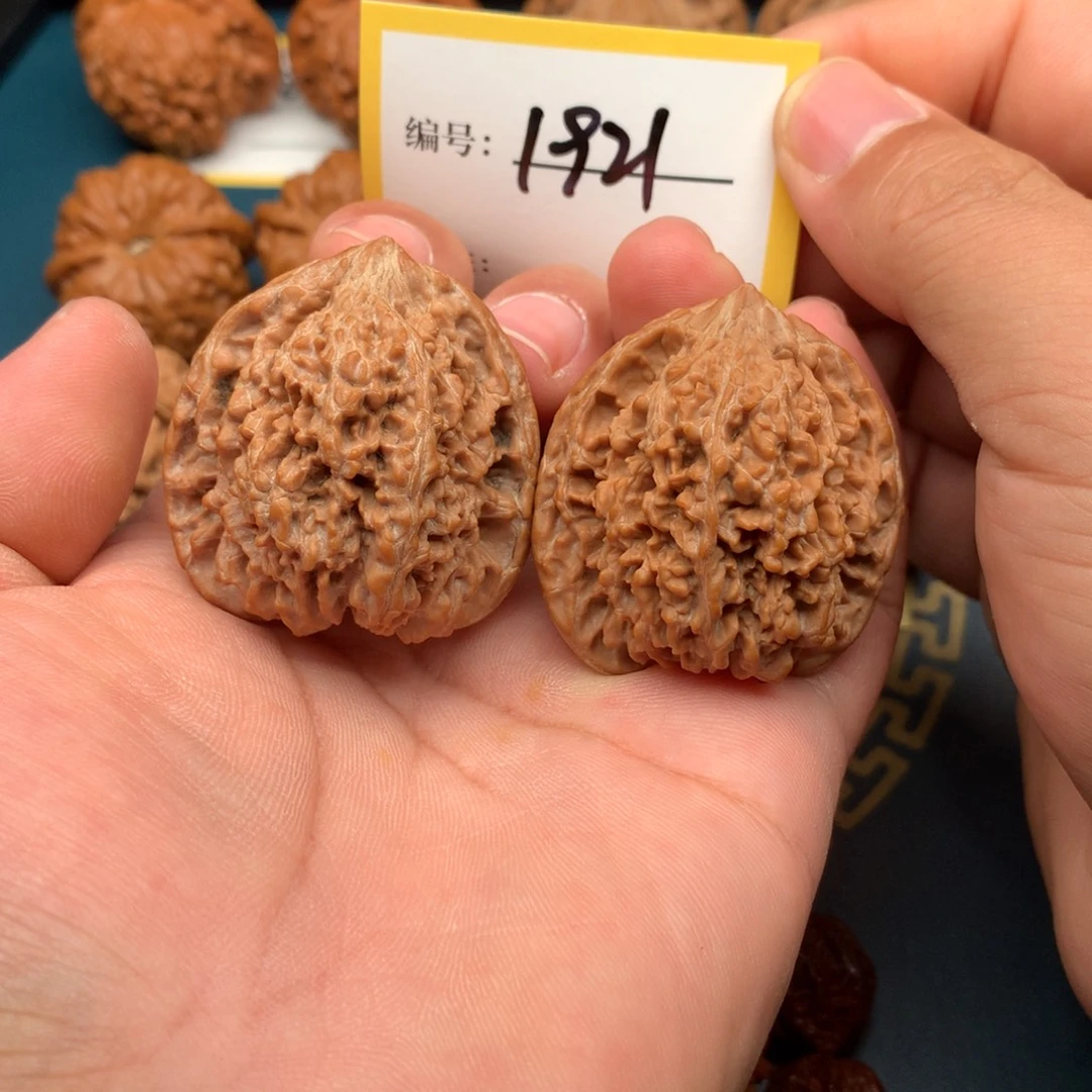 把件文玩核桃40全品老树百花山1921