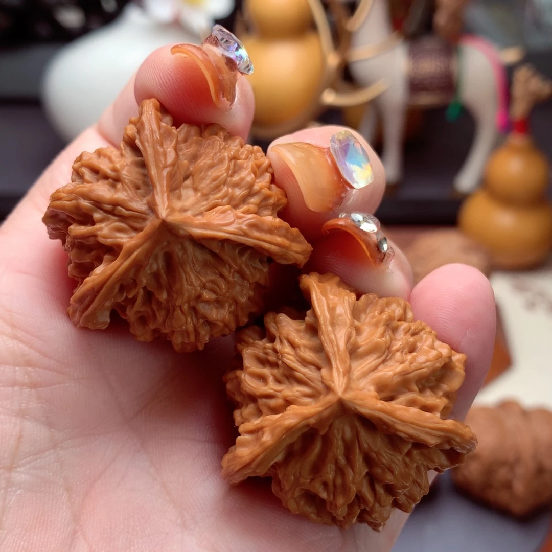 文玩核桃把件盘山正奔  1号