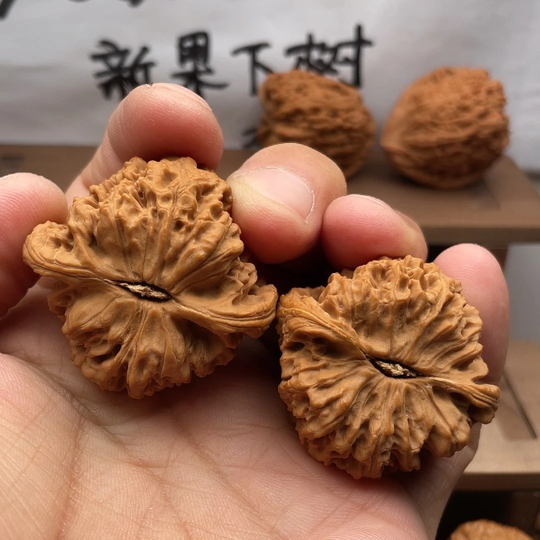 白***地桃核吊坠南疆石天残40/39/40全品无修无黄无嗑碰无虫眼