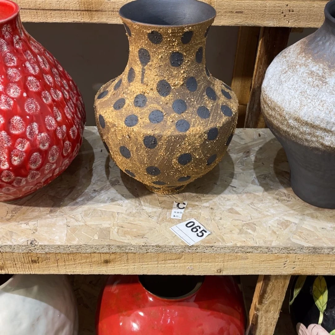 花瓶白泥景德镇陶瓷艺术研究院