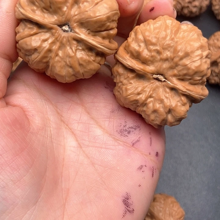 王****吊坠文玩核桃42尺