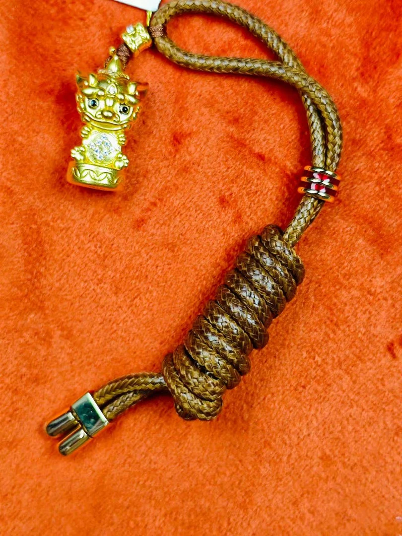 足金编绳小龙吊坠