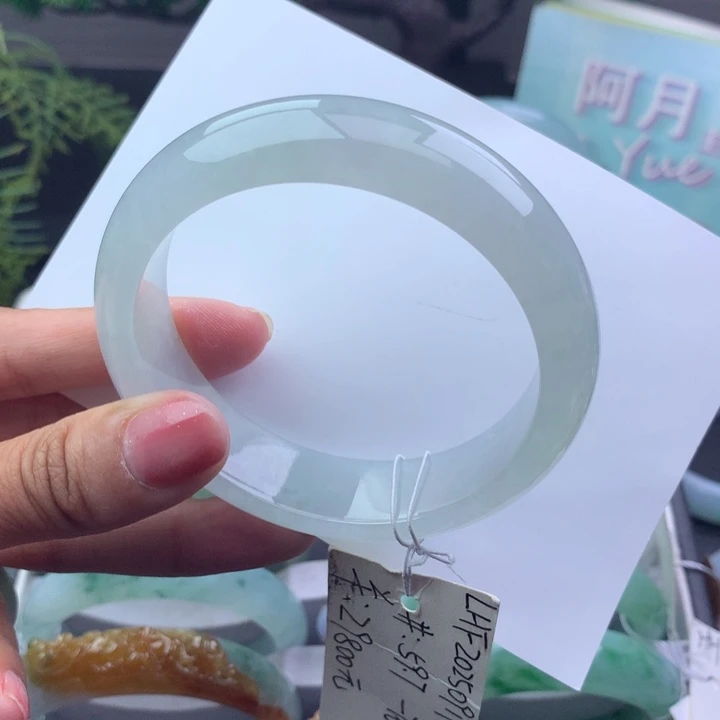 翡翠未镶嵌手镯天然翡翠手镯
