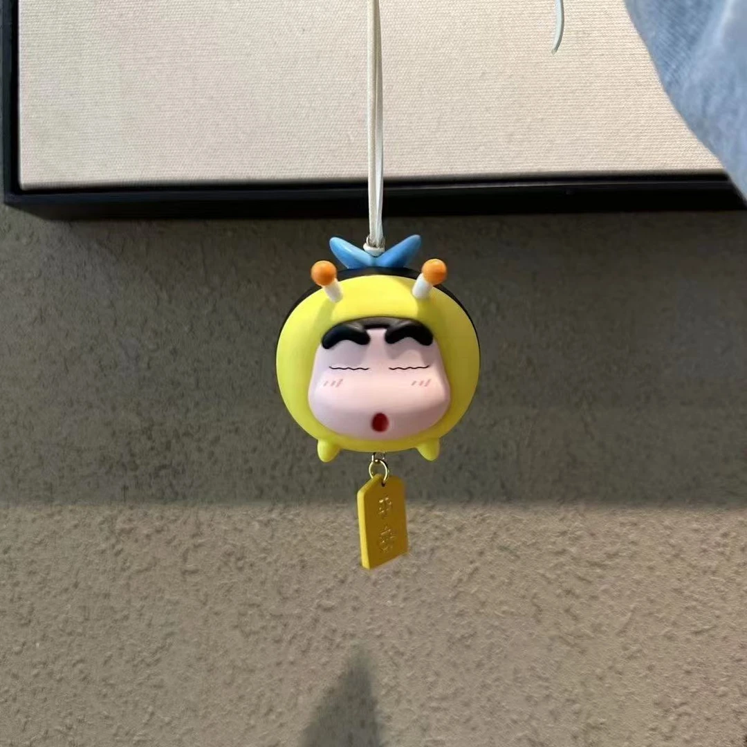 蜡笔小新蜜蜂中控台汽车挂件挂饰后视镜挂件创意礼物可爱车饰车用