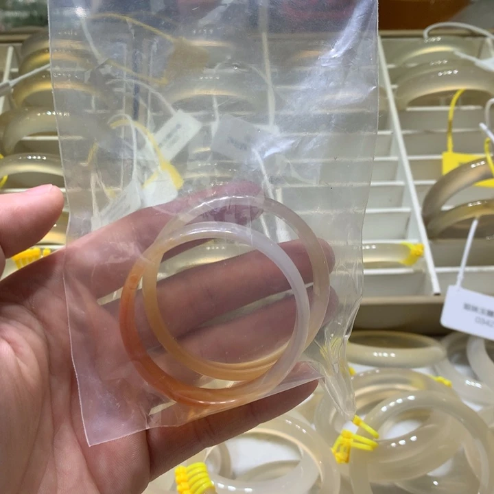【闪购商品】玛瑙/玉髓手镯未镶嵌