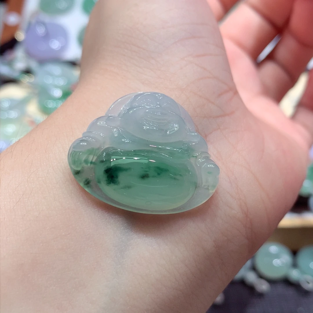 翡翠未镶嵌颈饰19