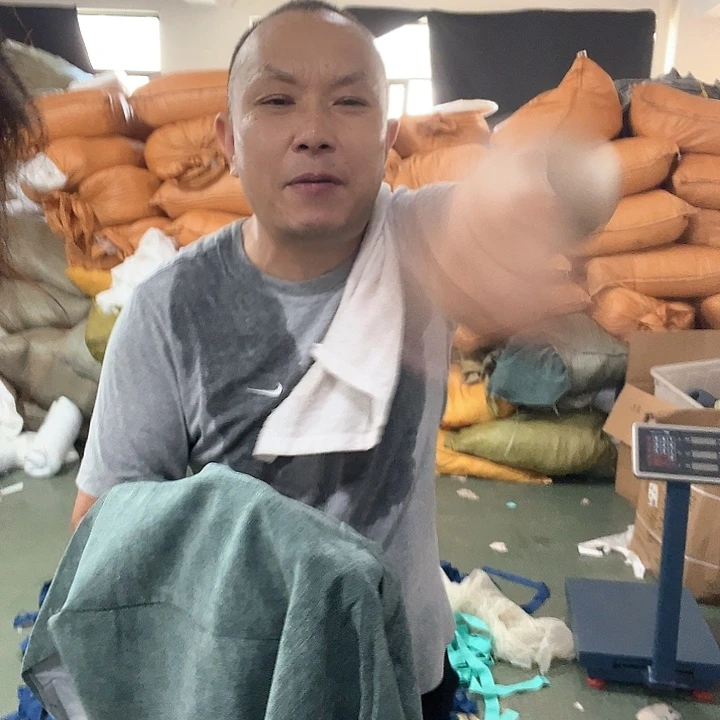 羊羔毛绿色麻沙发垫套半成品