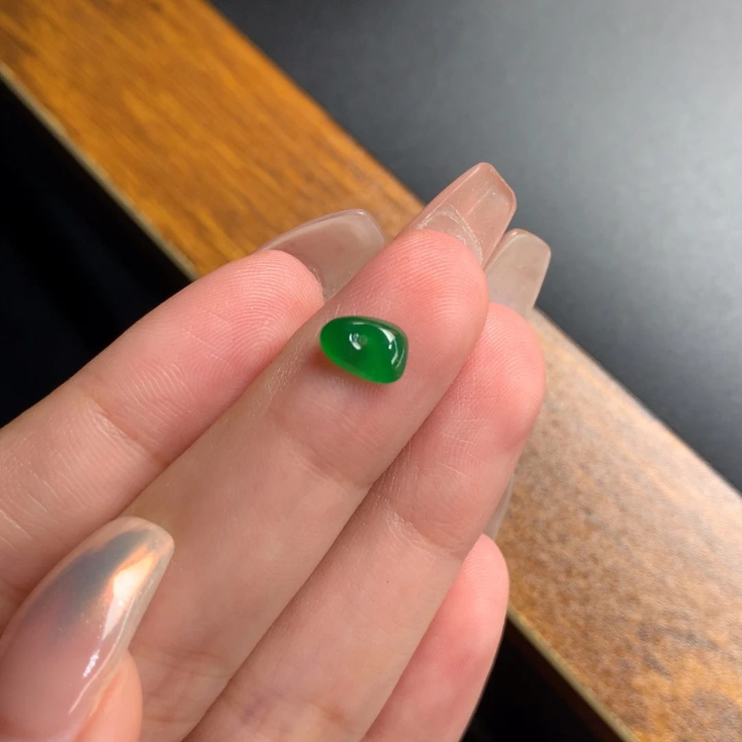 翡翠未镶嵌颈饰富*风生水起×1佳