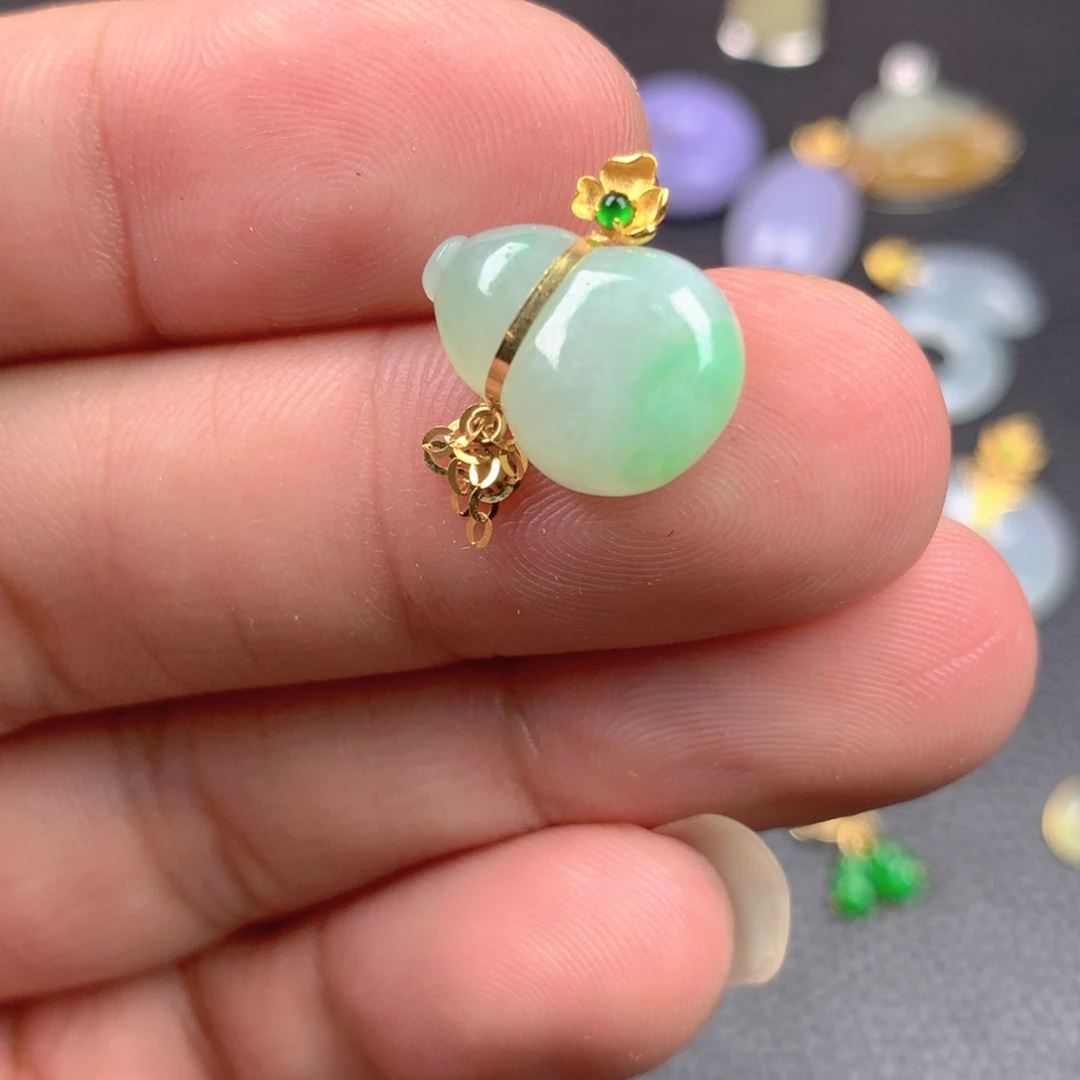 【闪购商品】翡翠18K金镶嵌颈饰翡翠