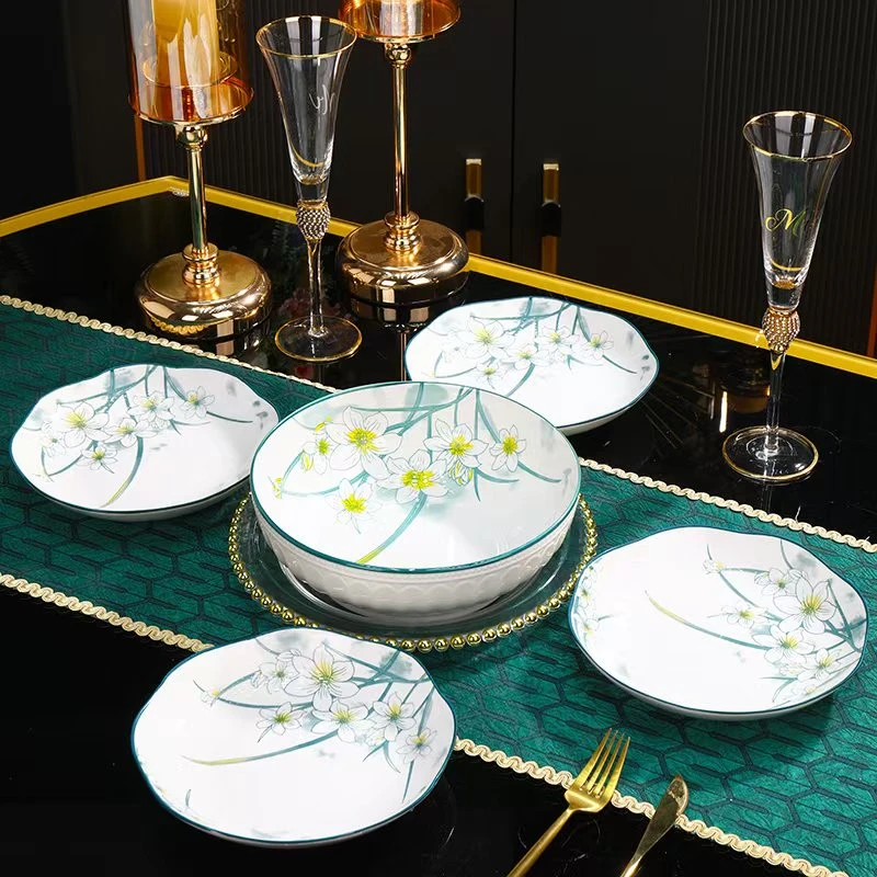 水仙花8.5英寸花瓣盘4个+9英寸浮雕一个 破损补发