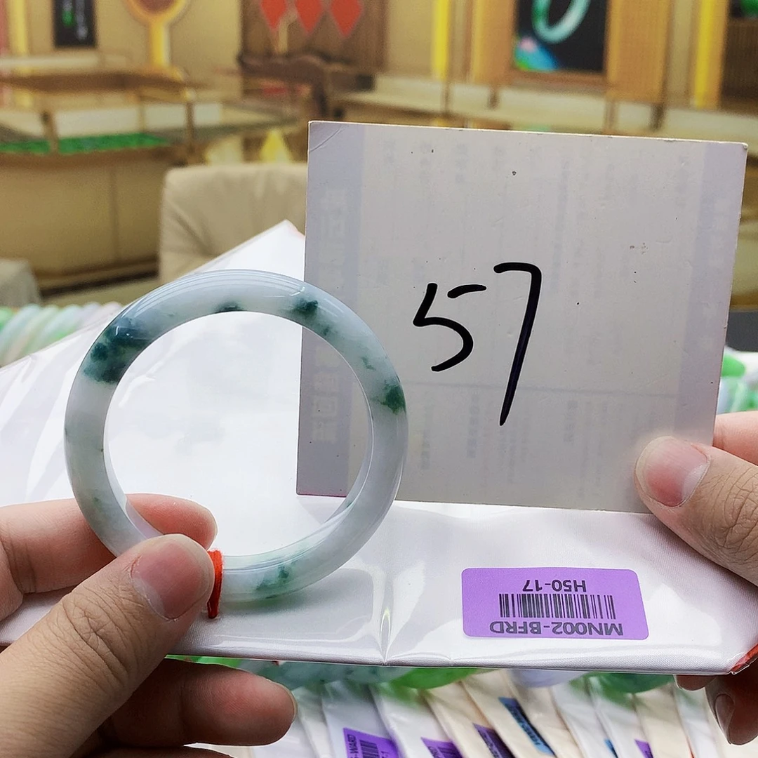 翡翠未镶嵌手镯ghhjghvb